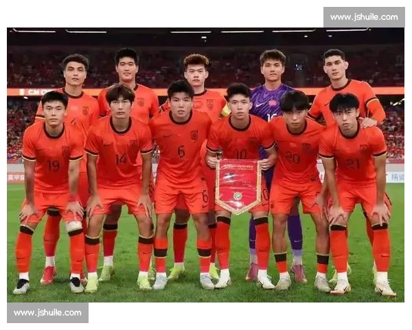 欧冠联赛与各大联赛齐战球迷迎来足球盛宴周末国家队热身赛同步上演